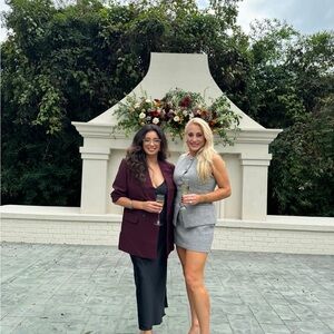 Line & Dot Gray Sleeveless Blazer and Skirt Set